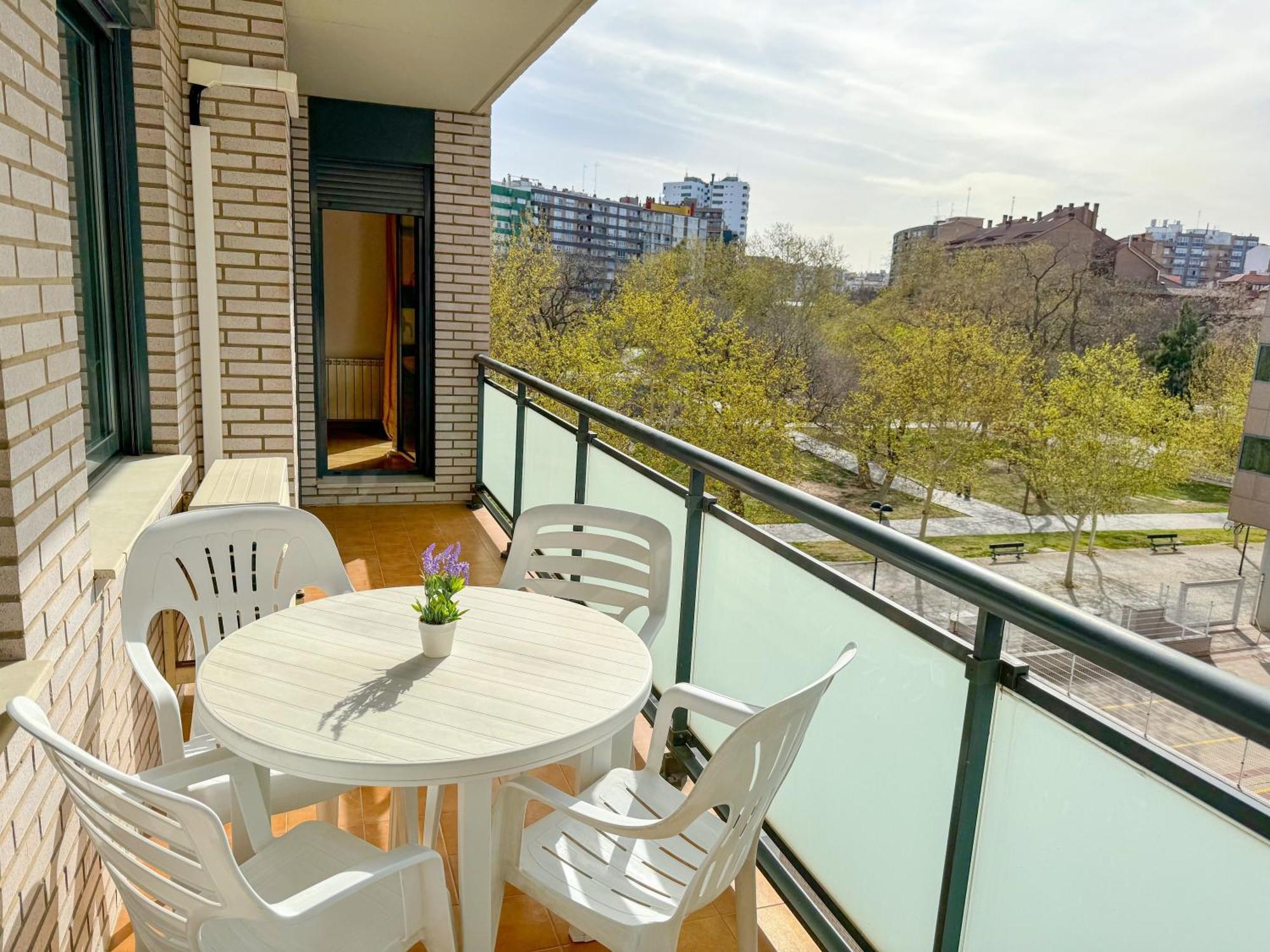 Reina Del Pilar Comotucasa Apartamento Saragoça