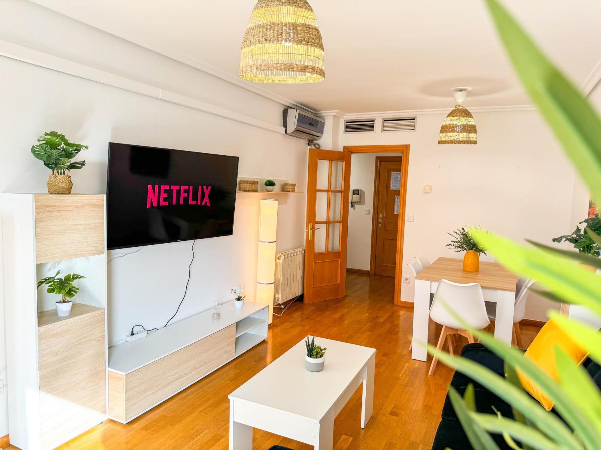 Apartamento Reina Del Pilar Comotucasa